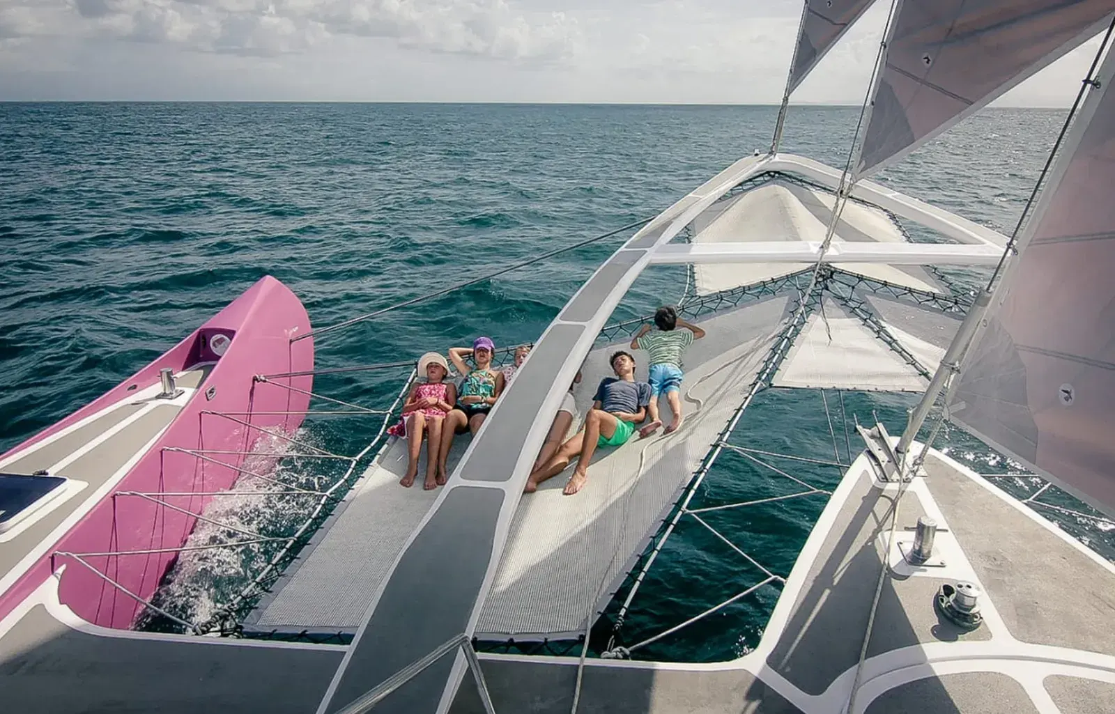 Large Sailing Catamaran [4h service]