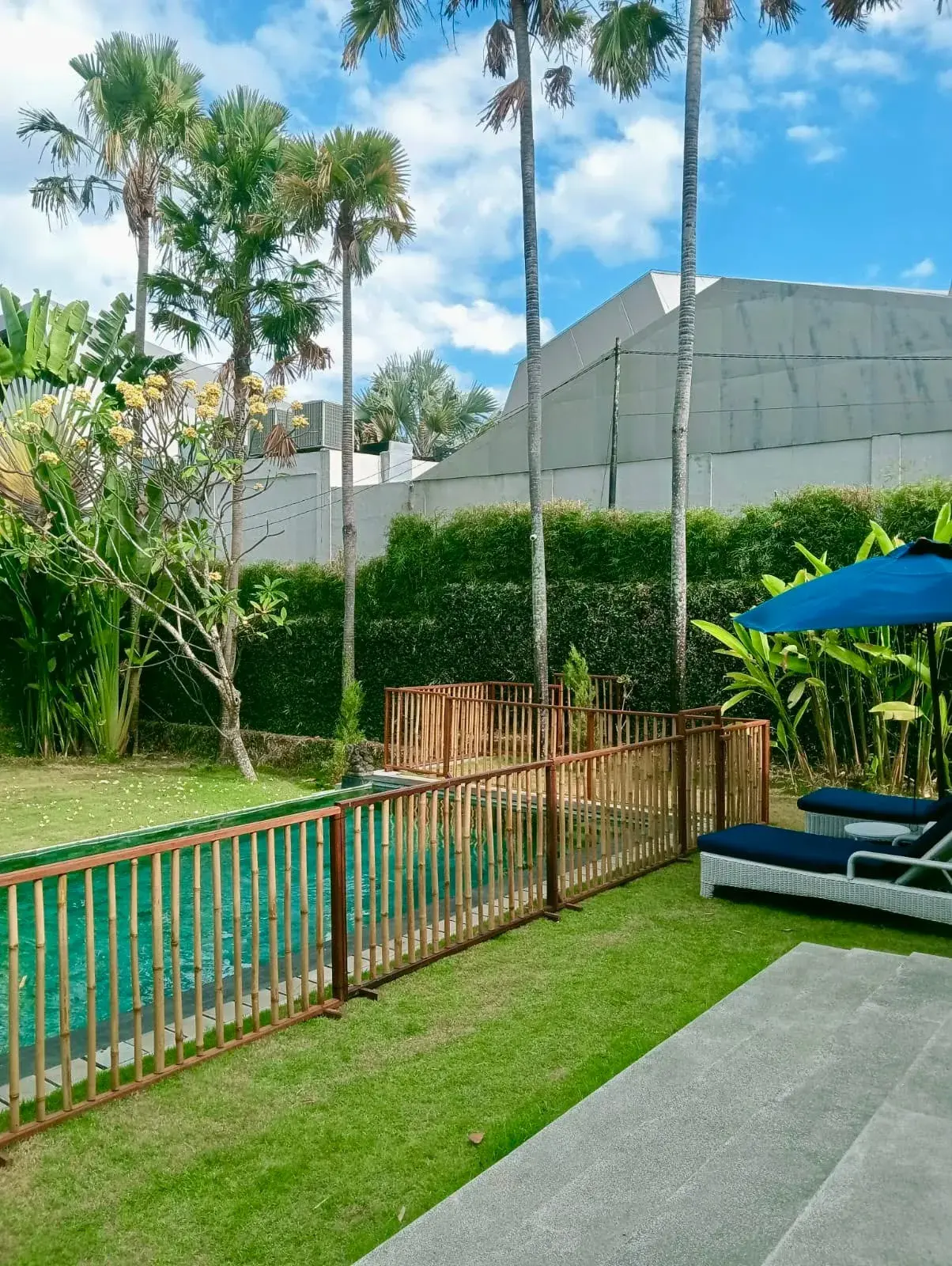 Pool Fence